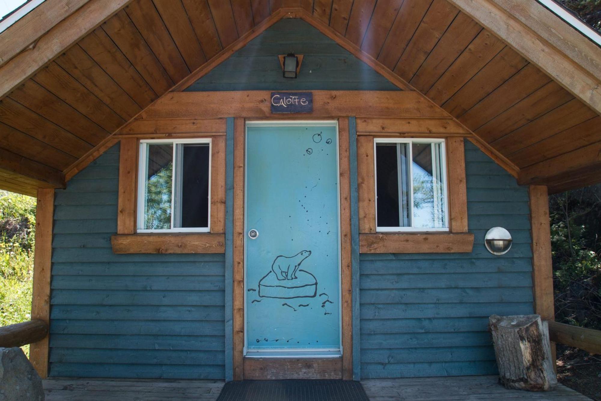 Auberge Festive Sea Shack Sainte Anne des Monts Экстерьер фото