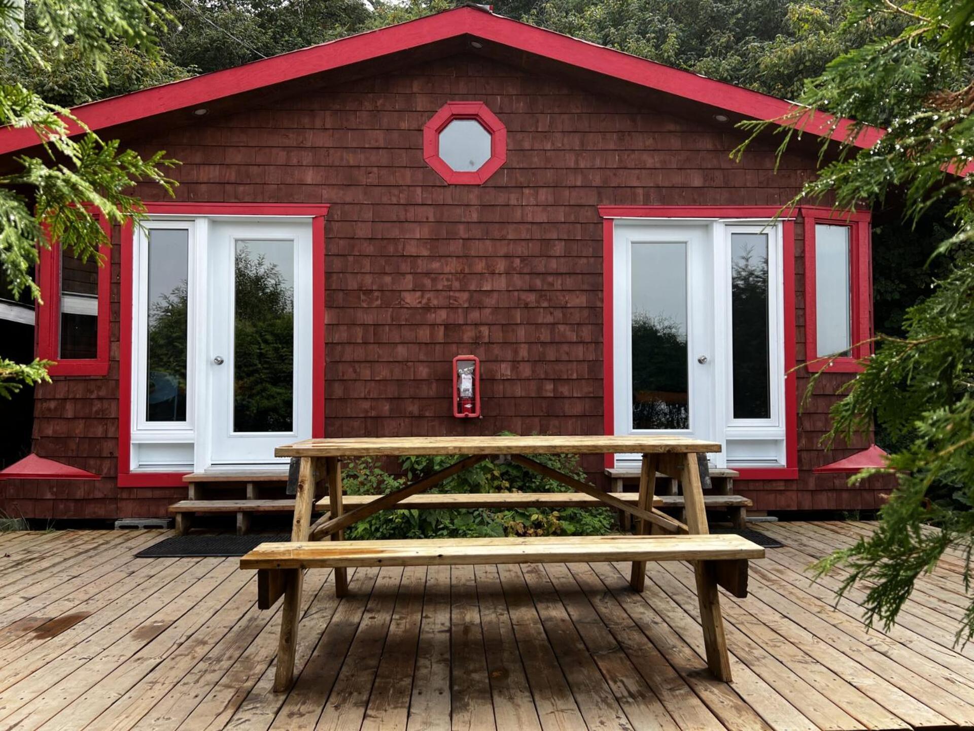 Auberge Festive Sea Shack Sainte Anne des Monts Экстерьер фото