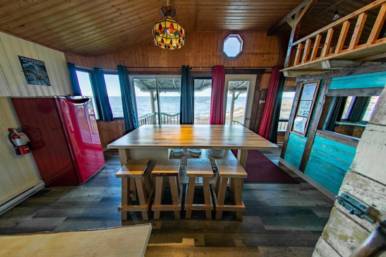 Auberge Festive Sea Shack Sainte Anne des Monts Экстерьер фото